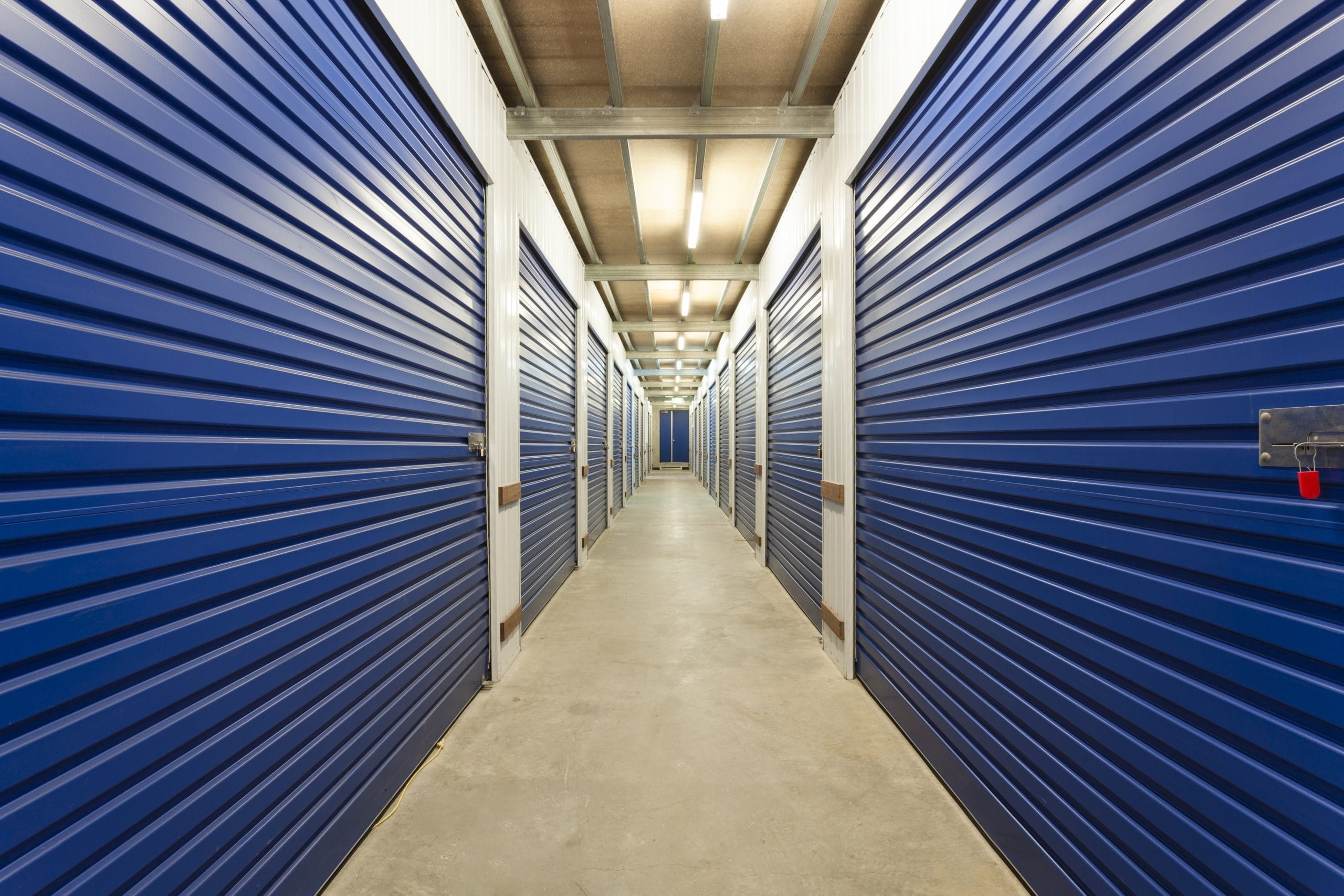 Corridor of Hinckley storage 24hr self storage rooms